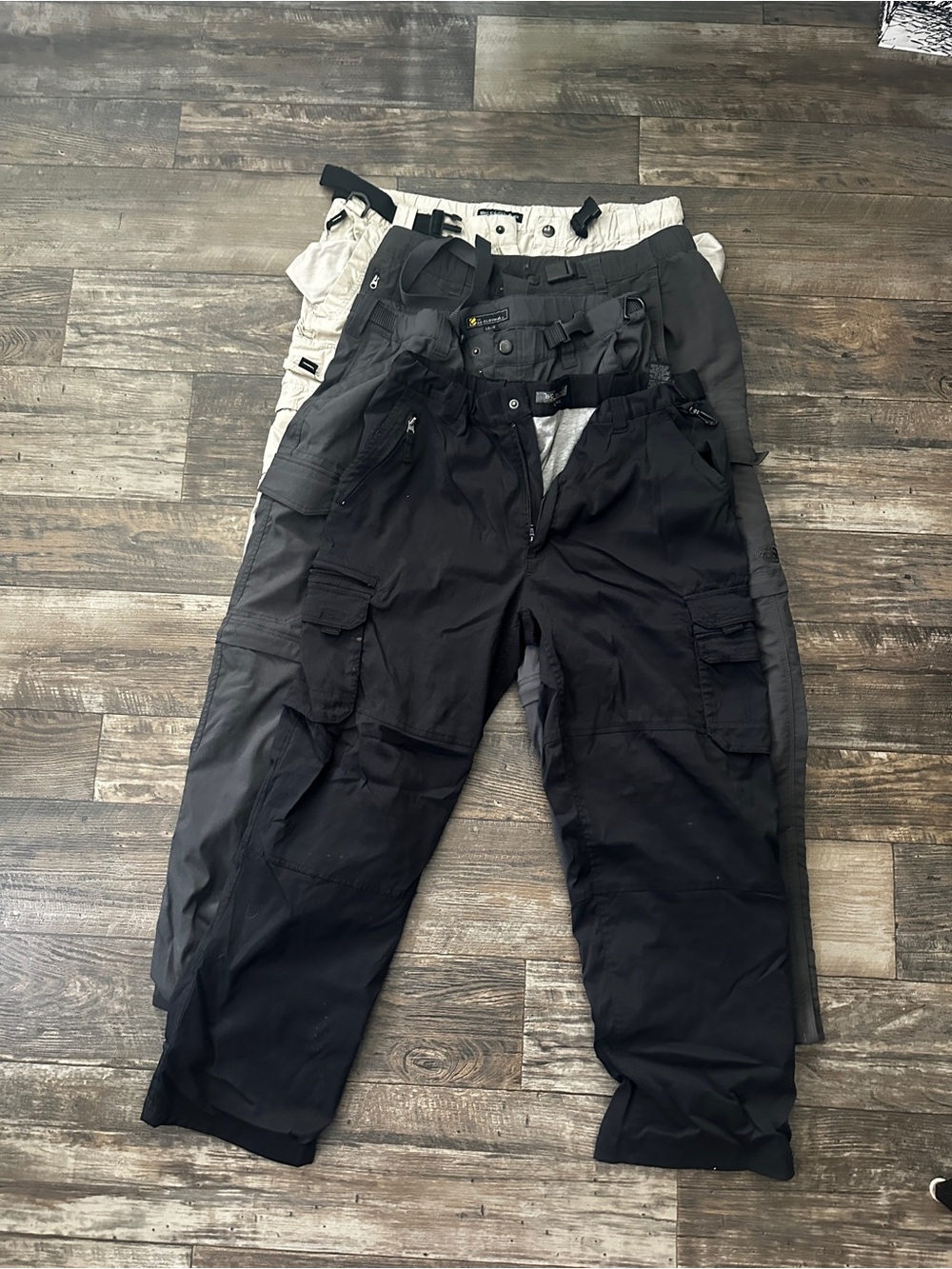 Men's Cargo Pant Lot - 3 zip off one winter insulated